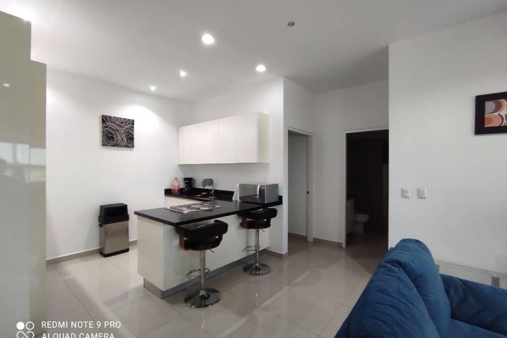 Condominio Torre Eme Frente Al Malecon Vista A La Ciudad Con Alberca Y Algo Al Mar Gimnacio Масатлан Экстерьер фото
